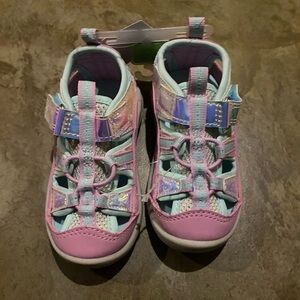 Osh Kosh B’Gosh Sandals size 6